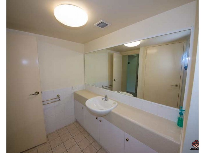 45 Deakin Street, Kangaroo Point QLD 4169