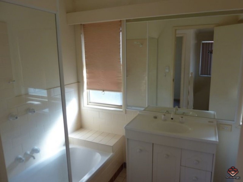 Labrador QLD 4215