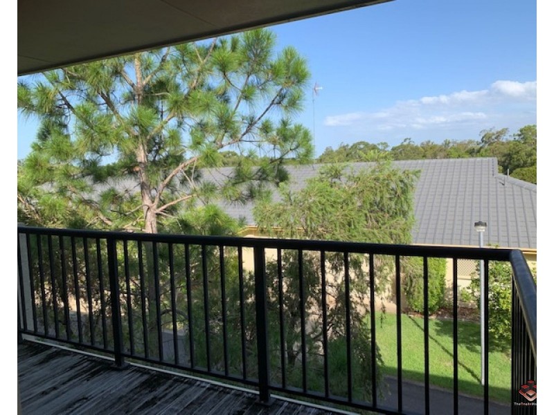 ID:3873338/ 3 Arundel Drive, Arundel QLD 4214