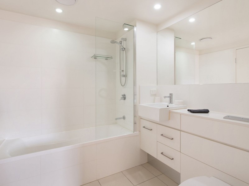 53 Wyandra Street, Teneriffe QLD 4005