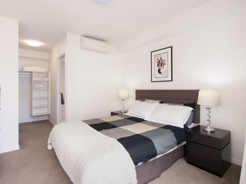 53 Wyandra Street, Teneriffe QLD 4005