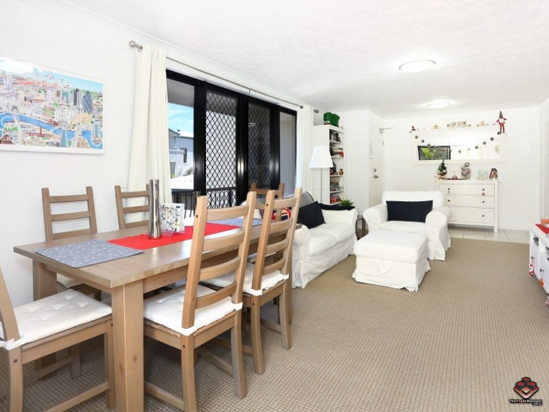 38 Labrador Street, Labrador QLD 4215