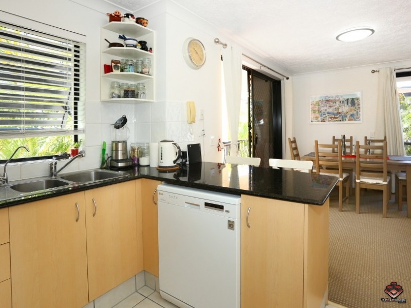 38 Labrador Street, Labrador QLD 4215