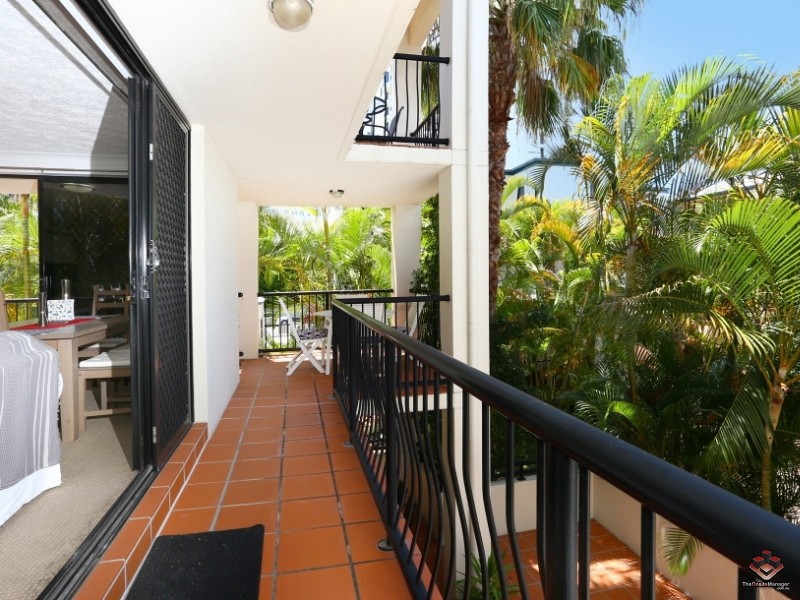 38 Labrador Street, Labrador QLD 4215