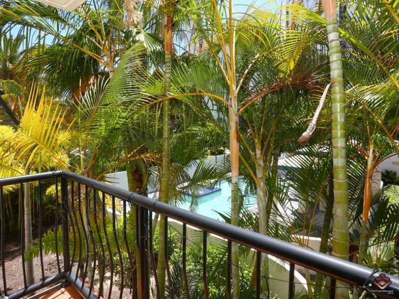 38 Labrador Street, Labrador QLD 4215