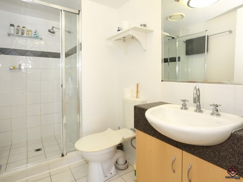 38 Labrador Street, Labrador QLD 4215