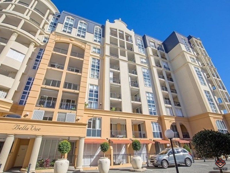 3029 The Boulevard, Carrara QLD 4211