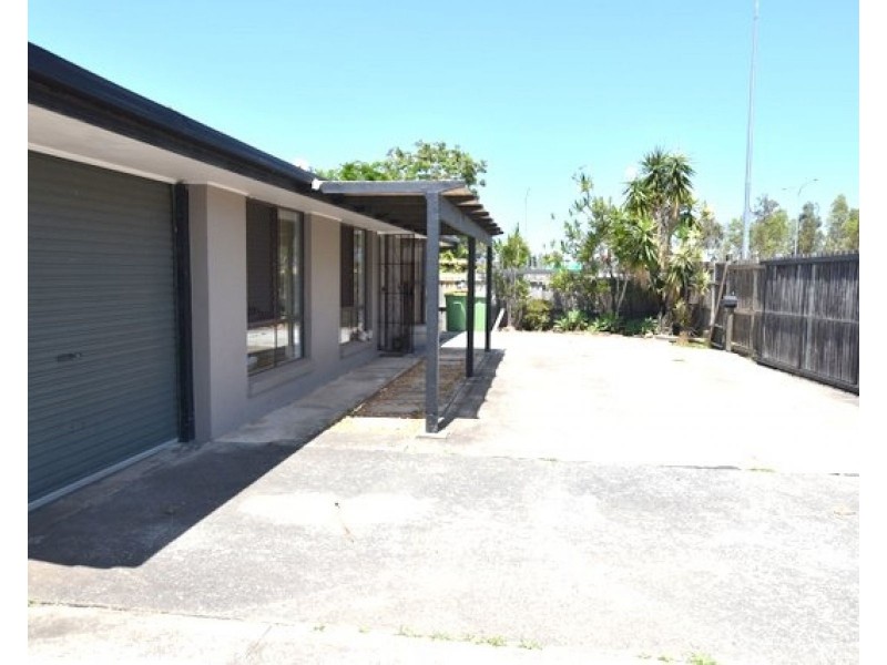 7 Alexander Drive, Highland Park QLD 4211