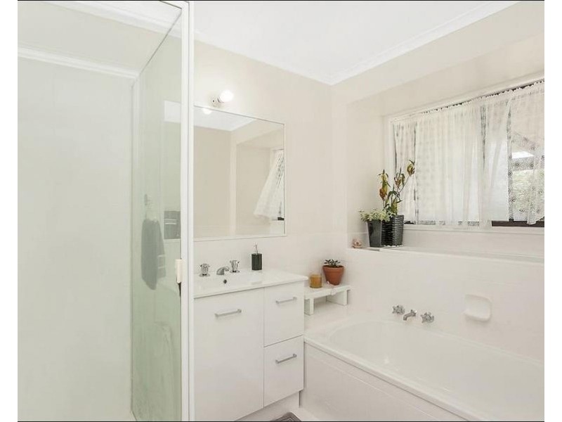 7 Alexander Drive, Highland Park QLD 4211