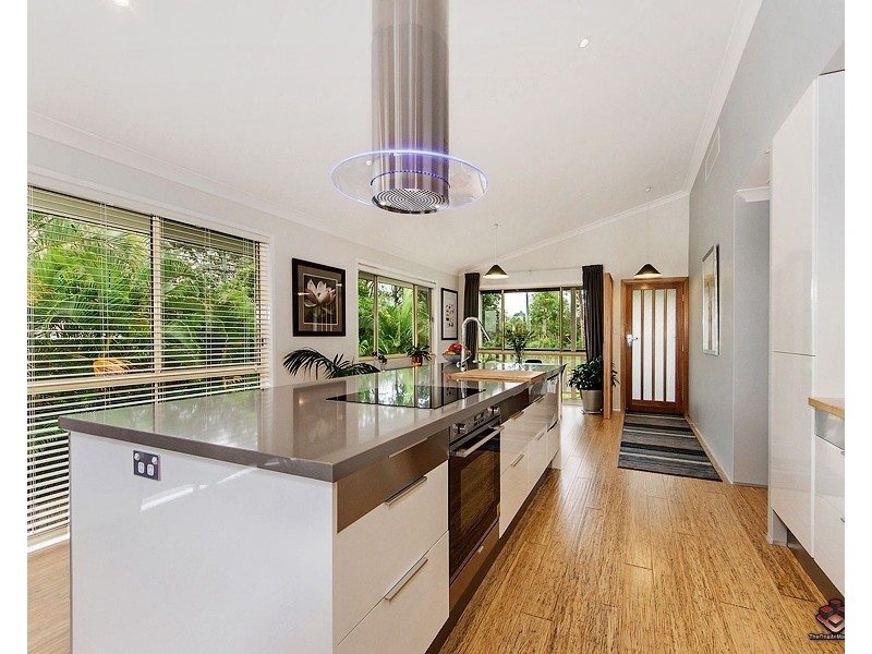 7 Tooraneedin Road, Coomera QLD 4209