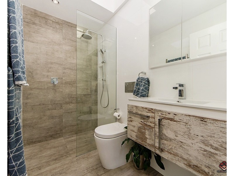 7 Tooraneedin Road, Coomera QLD 4209