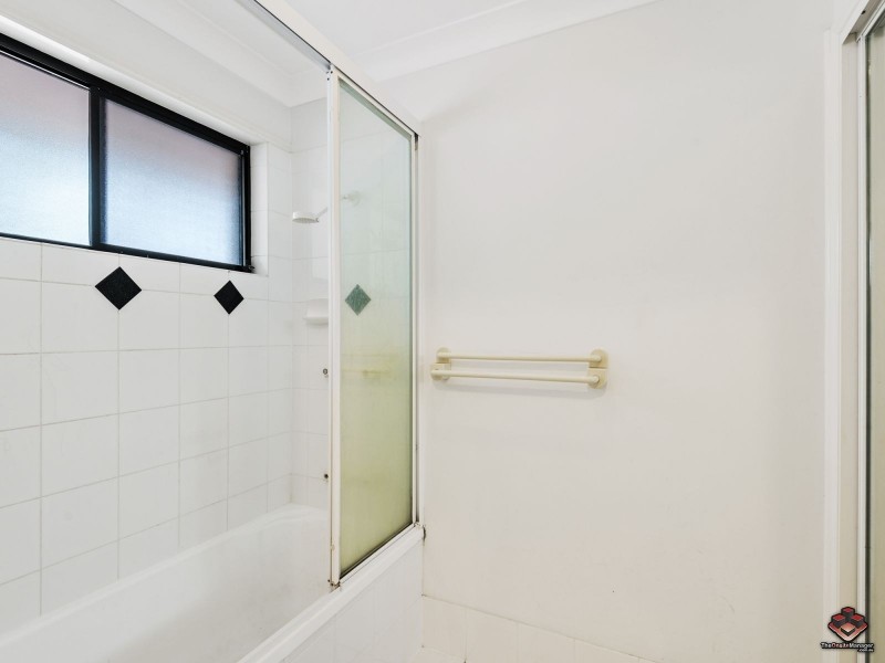 247 Mooroondu Road, Thorneside QLD 4158