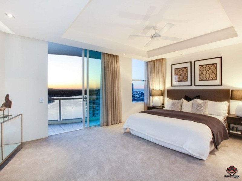 40 Riverview Parade, Surfers Paradise QLD 4217
