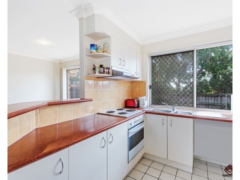 1 Highridge Road, Springfield QLD 4300