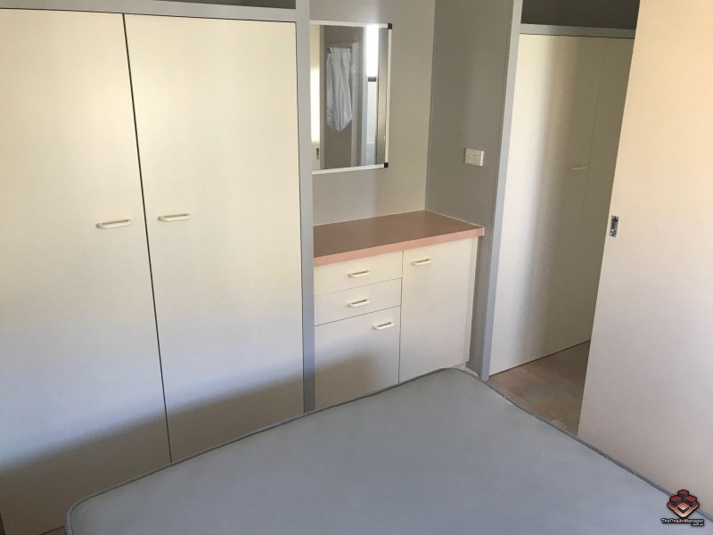 10 Holmead Road, Eight Mile Plains QLD 4113