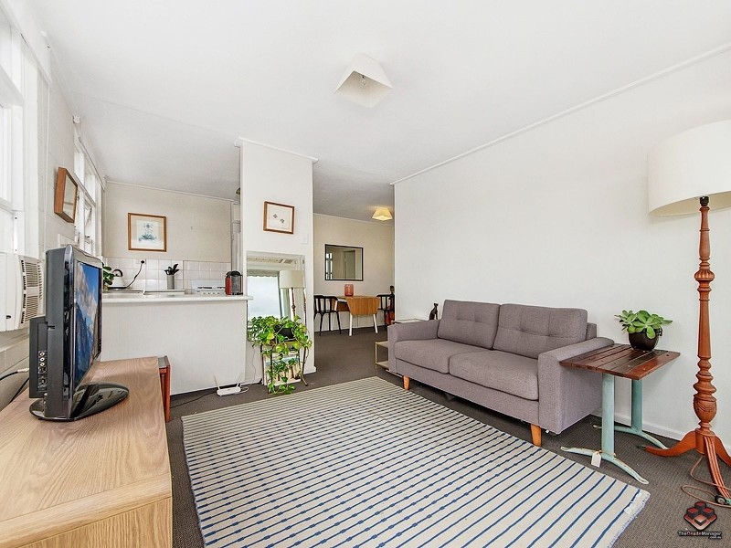 9/2930 Gold Coast Highway, Surfers Paradise QLD 4217