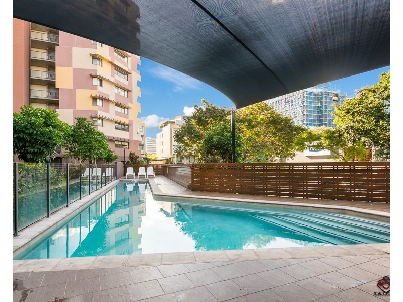 YL6/8 Musgrave Street, West End QLD 4101