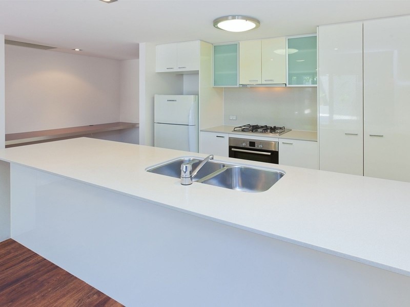 27 Store Street, Albion QLD 4010