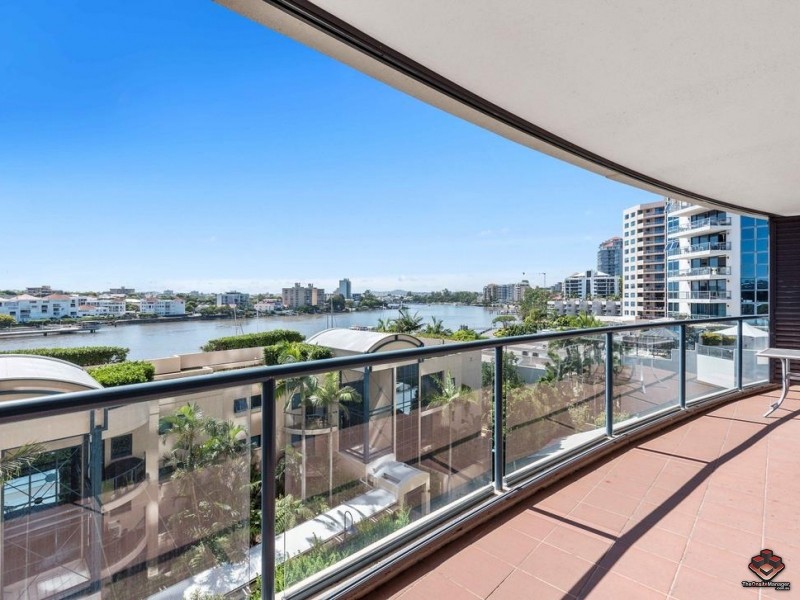 2 Goodwin Street, Kangaroo Point QLD 4169