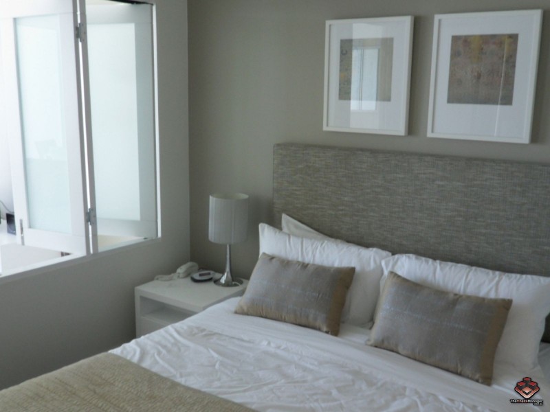 430 Marine Parade, Biggera Waters QLD 4216