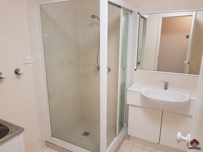 128 Benowa Road, Southport QLD 4215