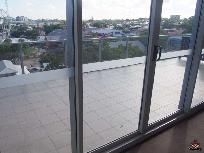 855 Stanley Street, Woolloongabba QLD 4102