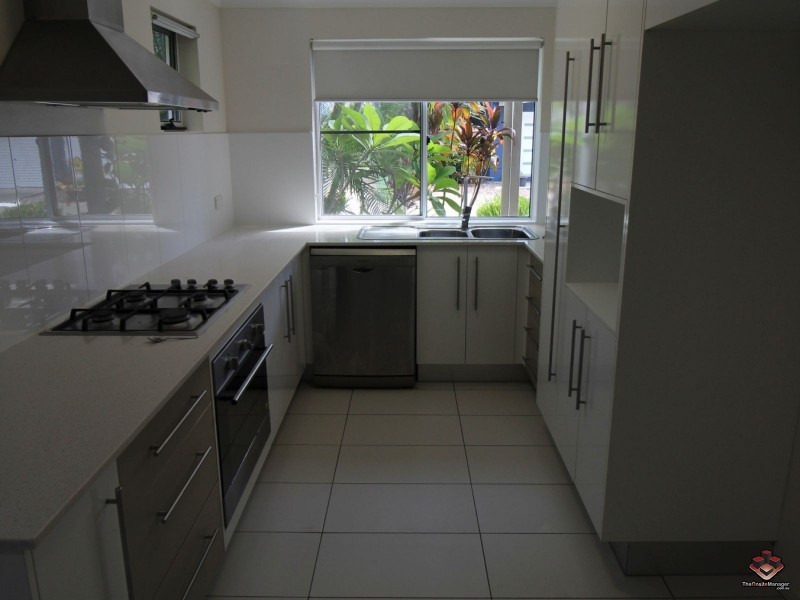 65 Manooka Drive, Cannonvale QLD 4802