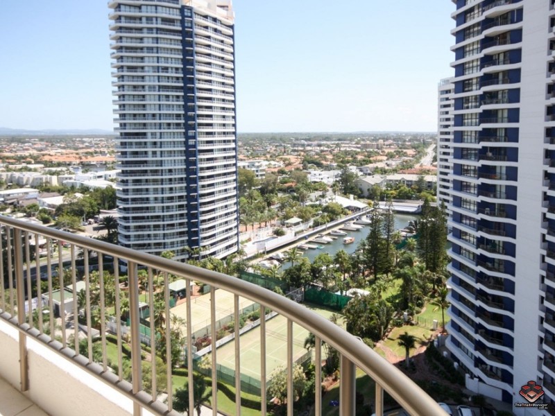 9 Bayview Street, Runaway Bay QLD 4216