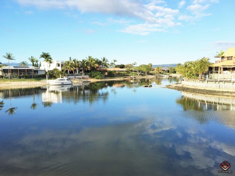 42 Markeri Street, Mermaid Waters QLD 4218