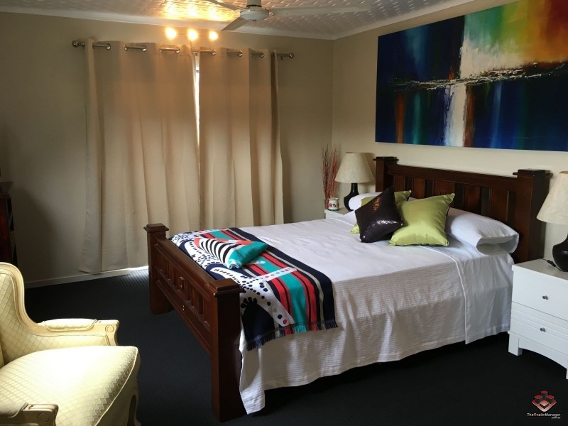 42 Markeri Street, Mermaid Waters QLD 4218