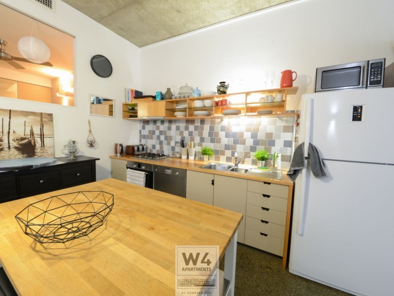 U106C/8 Skyring Terrace, Teneriffe QLD 4005