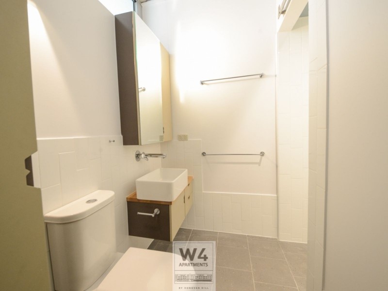 U113C/8 Skyring Terrace, Teneriffe QLD 4005