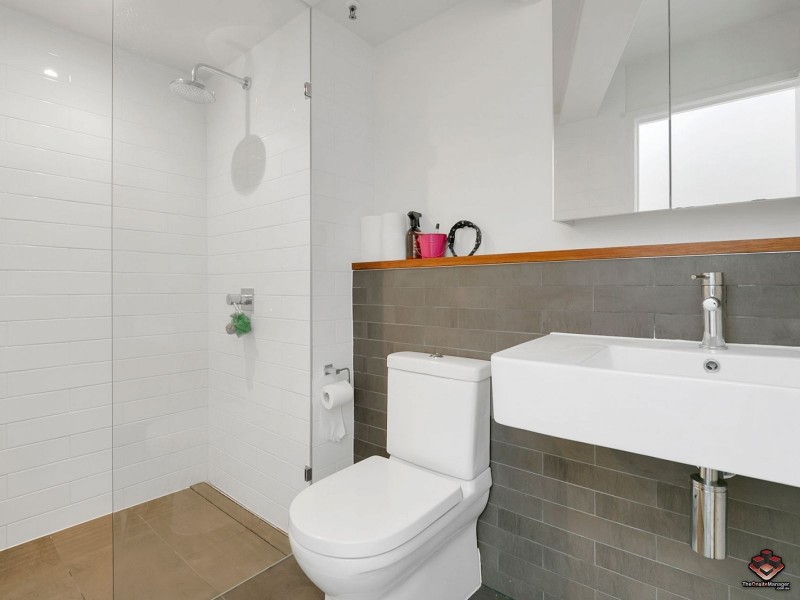 64 Macquarie Street, Teneriffe QLD 4005