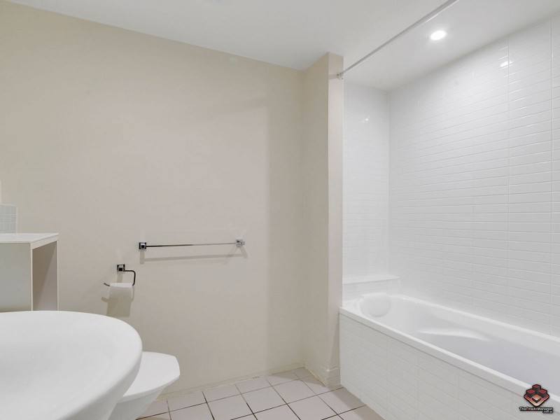 64 Macquarie Street, Teneriffe QLD 4005