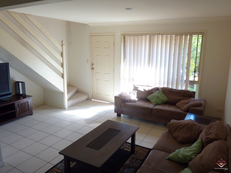 75 Brown Street, Labrador QLD 4215