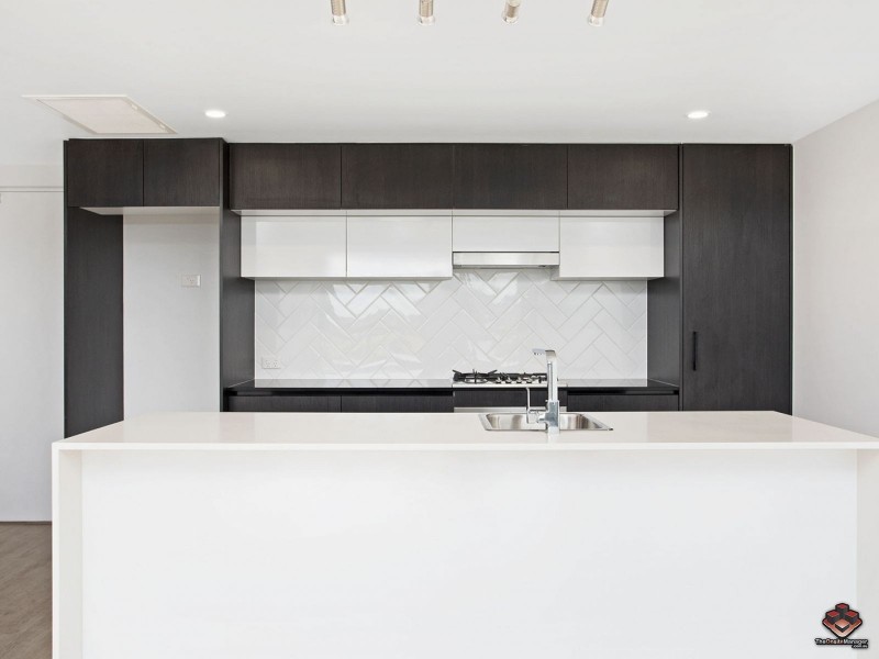 573 Coronation Drive, Toowong QLD 4066