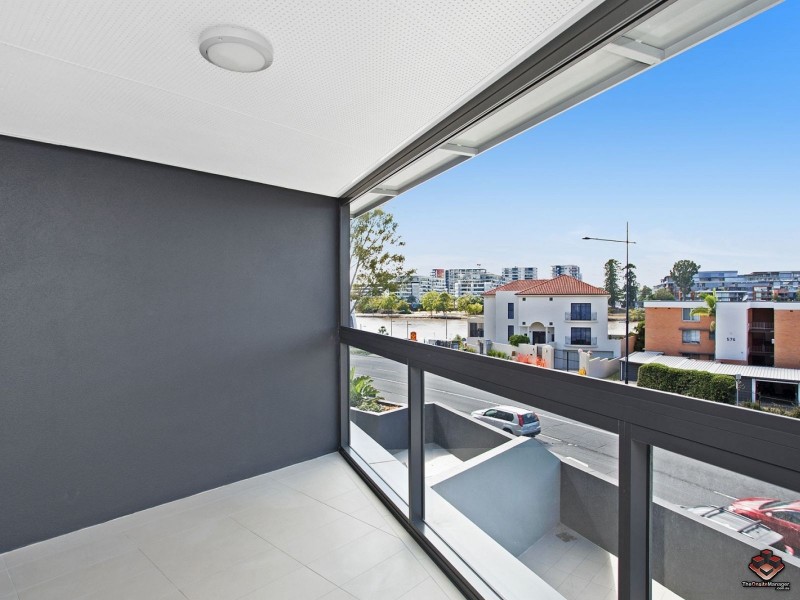 573 Coronation Drive, Toowong QLD 4066