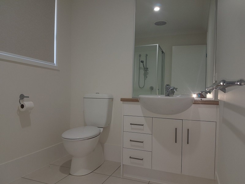 28 O`Connell Parade, Urraween QLD 4655