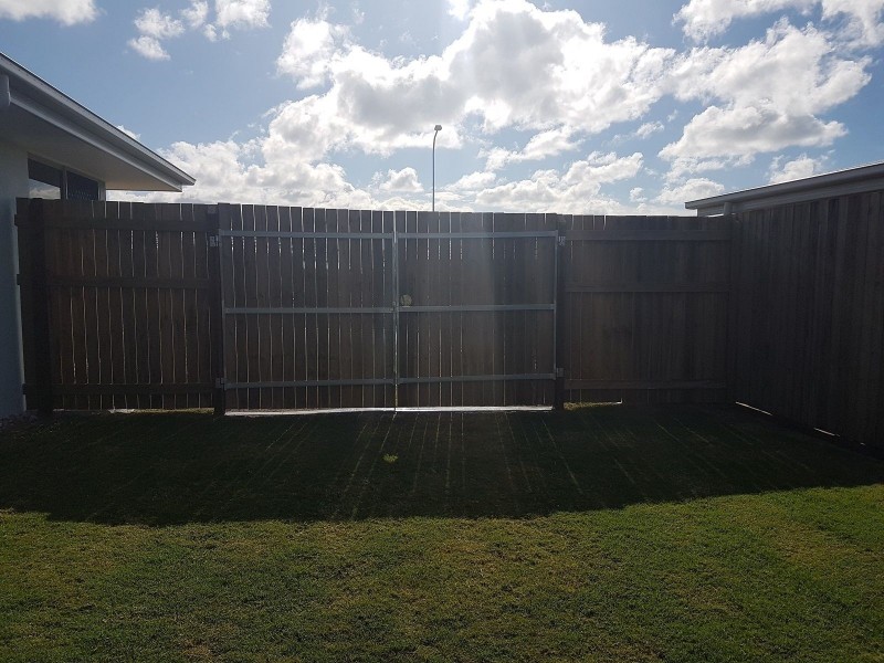 28 O`Connell Parade, Urraween QLD 4655