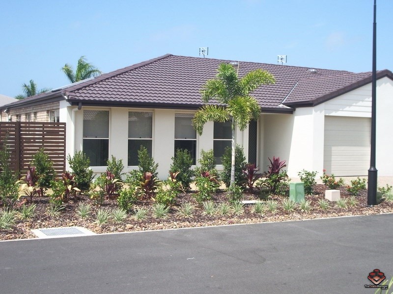 120 / 230 Pulgul Street, Urangan QLD 4655