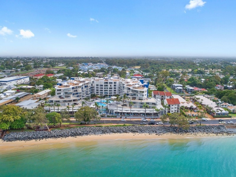 11/569 Charlton Esplanade, Urangan QLD 4655