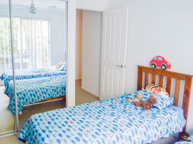 19 Carina Peak Drive, Varsity Lakes QLD 4227