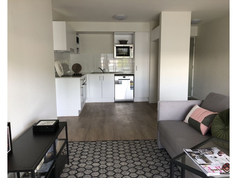 6 Southerden Avenue, Grange QLD 4051