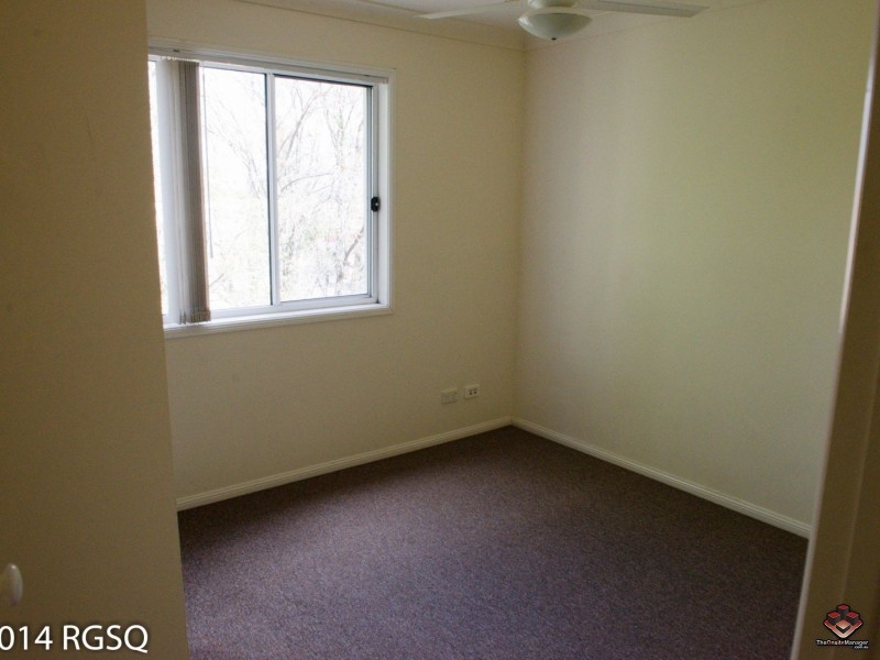 8 Peter Court, Sunnybank Hills QLD 4109