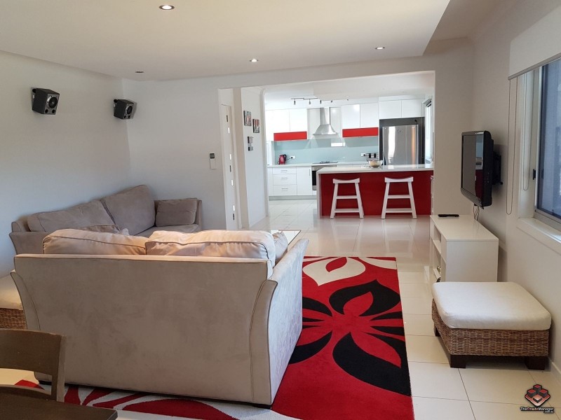 80 Falconer Street, Southport QLD 4215