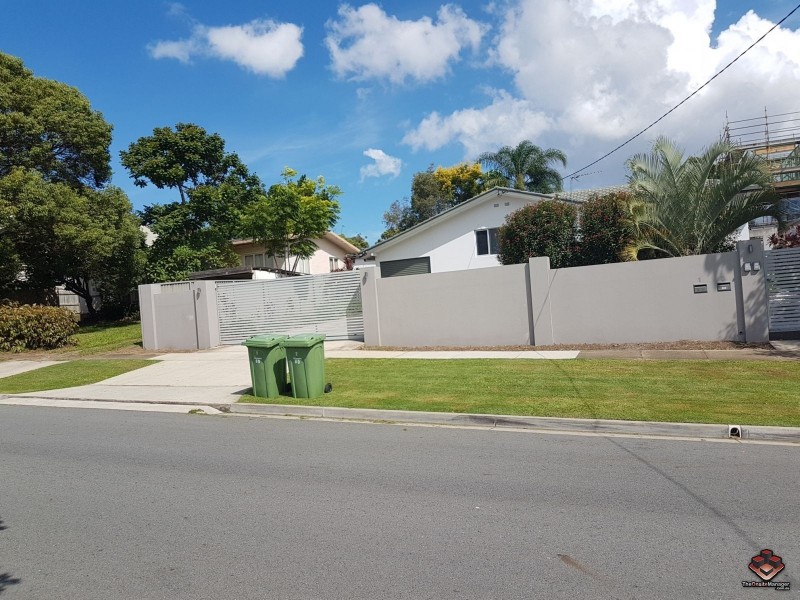 80 Falconer Street, Southport QLD 4215