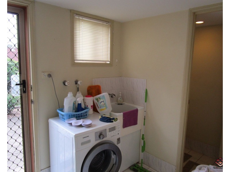 10 Diamond Street, Slacks Creek QLD 4127