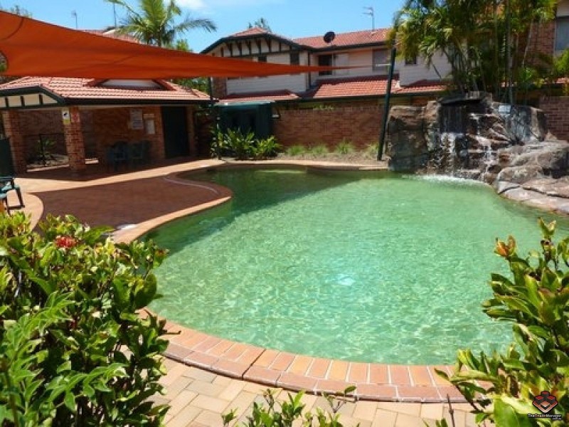 75 Brown Street, Labrador QLD 4215