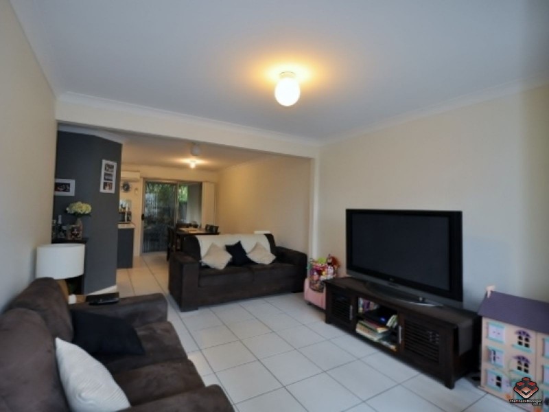 130 Jutland Street, Oxley QLD 4075