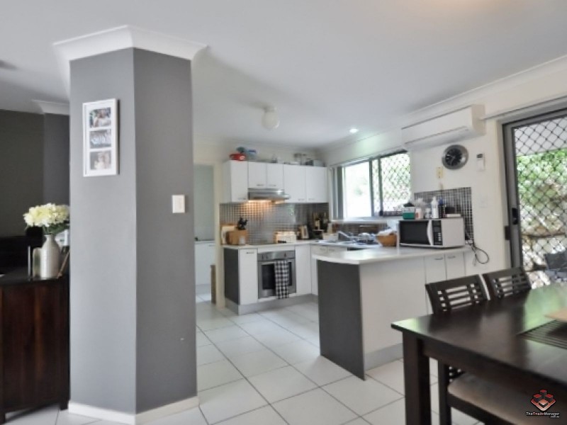 130 Jutland Street, Oxley QLD 4075